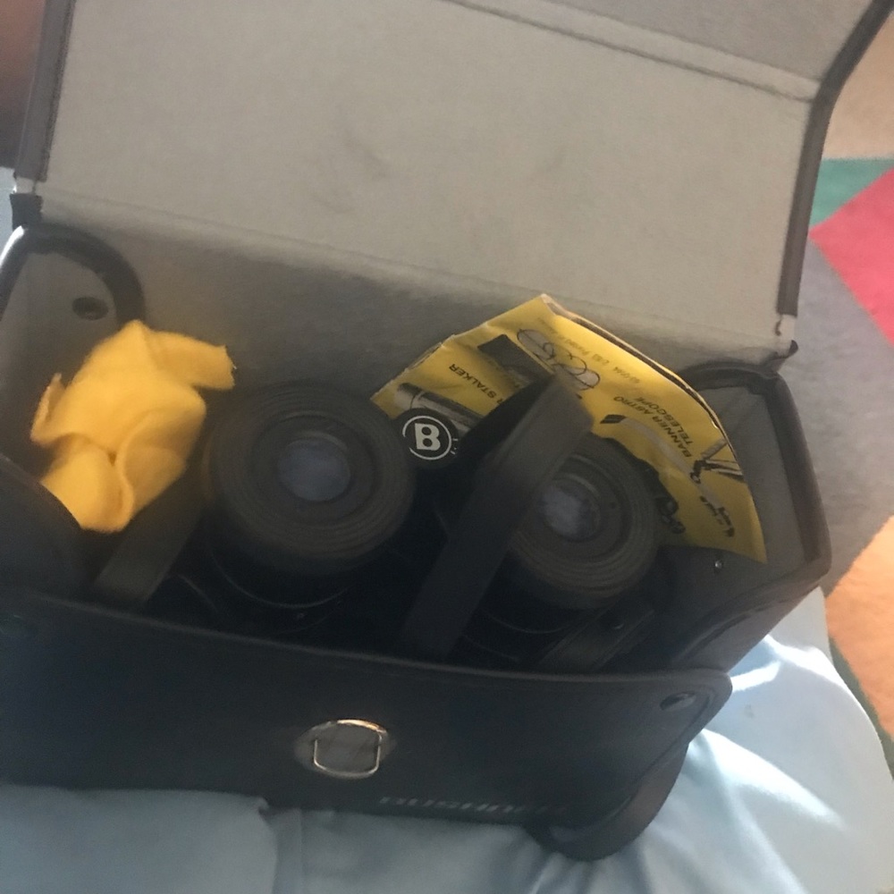 Bushnell binoculars - Picture 6 of 10